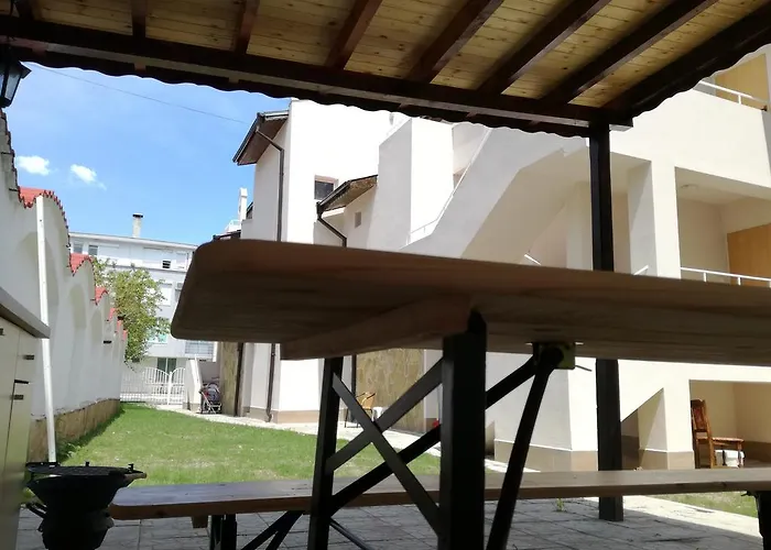 Siana House 3* 拉夫达