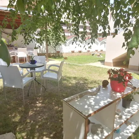 Siana House Gasthof Rawda