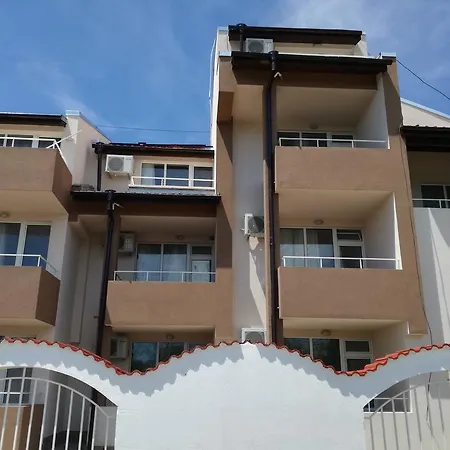 Siana House Maison d'hôtes Ravda