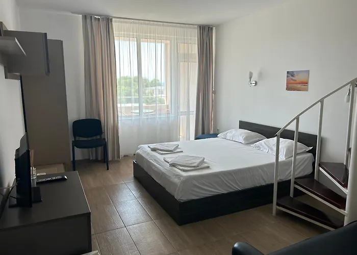 Siana House רבדה