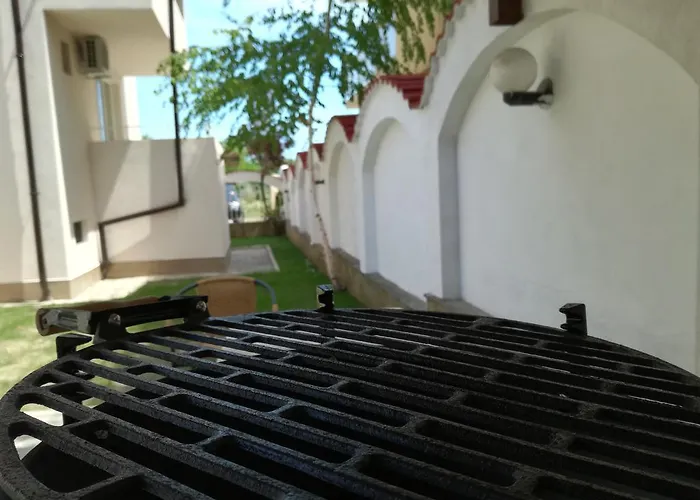 Siana House רבדה