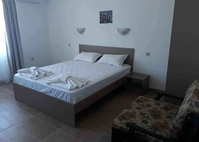 בית הארחה Siana House