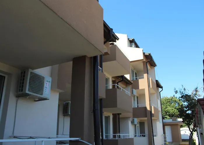 Siana House 3* רבדה