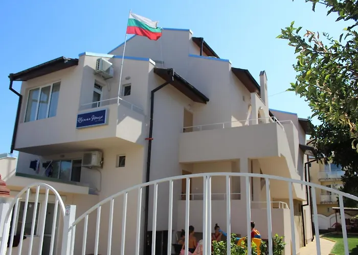 Siana House רבדה