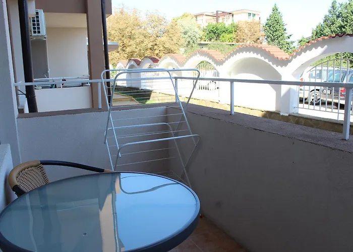 Siana House בית הארחה רבדה