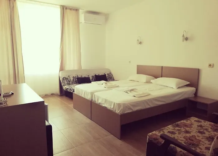 Siana House 3* רבדה